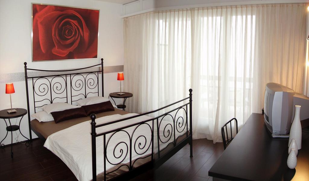 Hotel Garni Battello Melide Zewnętrze zdjęcie